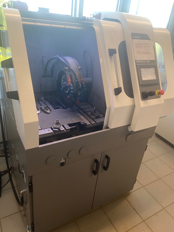 Nasstrennschleifmaschine 1